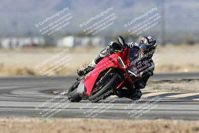 media/Dec-04-2025-Racers Edge (Thu) [[5ebc9f124d]]/2-A Group/2-Session 2 (Turn 4)/